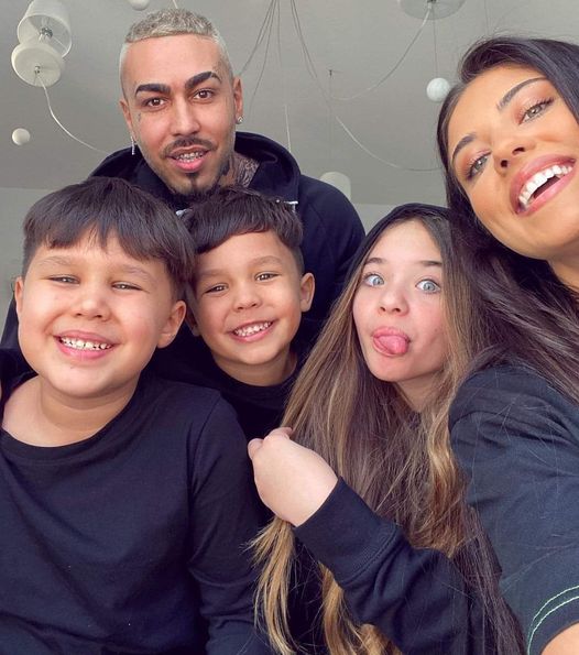 Antonia dezvăluie regulile stricte de educație din familia ei