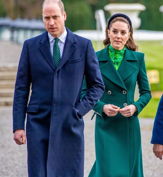Catherine Princess of Wales, Kate Middleton, has released a video message in which she declares to have been diagnosed with cancer after the surgery she underwent last January in a London hospital and now has to undergo a course of preventative chemotherapy.
Pictured: Catherine Princess of Wales,Kate Middleton,Prince William,Image: 838051209, License: Rights-managed, Restrictions: -NLD, Model Release: no, Pictured: Catherine Princess of Wales,Kate Middleton,Prince William