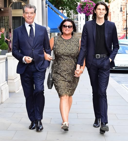 Pierce Brosnan își apără soția, după ce a fost jignită din cauza greutății. A reacționat ca un adevărat bărbat