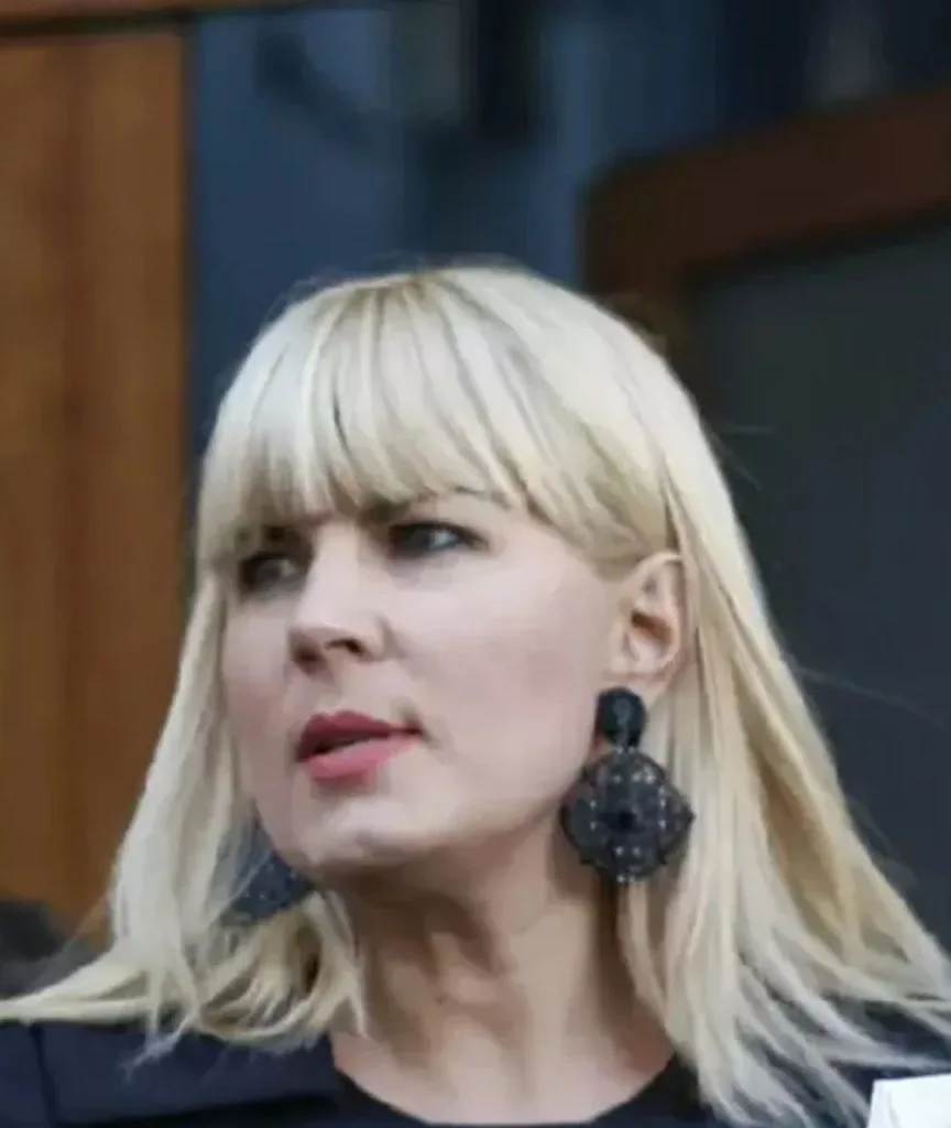 Ce mesaj a transmis Elena Udrea din închisoare, îndurerată că petrece sărbătorile departe de fiica ei