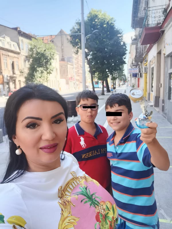 Adriana Bahmuțeanu, distrusă de durere: “Copiii mei nu mai vor să îmi spună mamă” Ce se întâmplă între ea și băieții ei în aceste momente