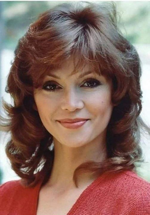 Era cea mai frumoasa actrițta din Dallas. Cum arata si ce face indragita “Pamela Ewing”. Artista a împlinit recent 74 de ani.