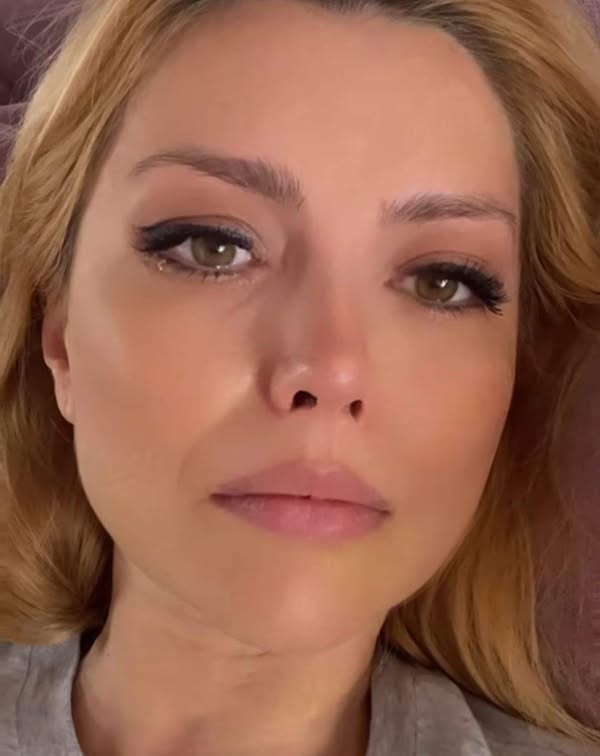 Elena Gheorghe, momente crunte, la început de an. Ce s-a întâmplat cu artista