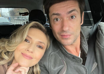 Radu Vâlcan i-a comandat soției o rochie, însă Adela Popescu a rămas uimită atunci când a văzut-o: „Oare lui nu îi place cum mă îmbrac? E urâtă!”