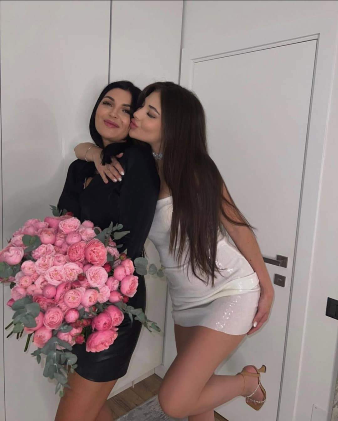 Andreea Bostănică a dezvăluit, emoționată, cine este persoana care o sprijină: “Mă iubește și mă laudă”