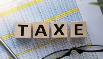Această taxă este obligatorie şi trebuie plătită de fiecare cetăţean român