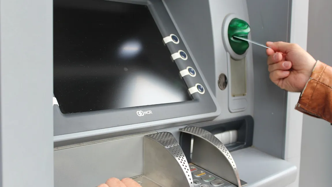 Schimbare importantă pentru utilizatorii bancomatelor! Noi reguli intră în vigoare din 28 iunie