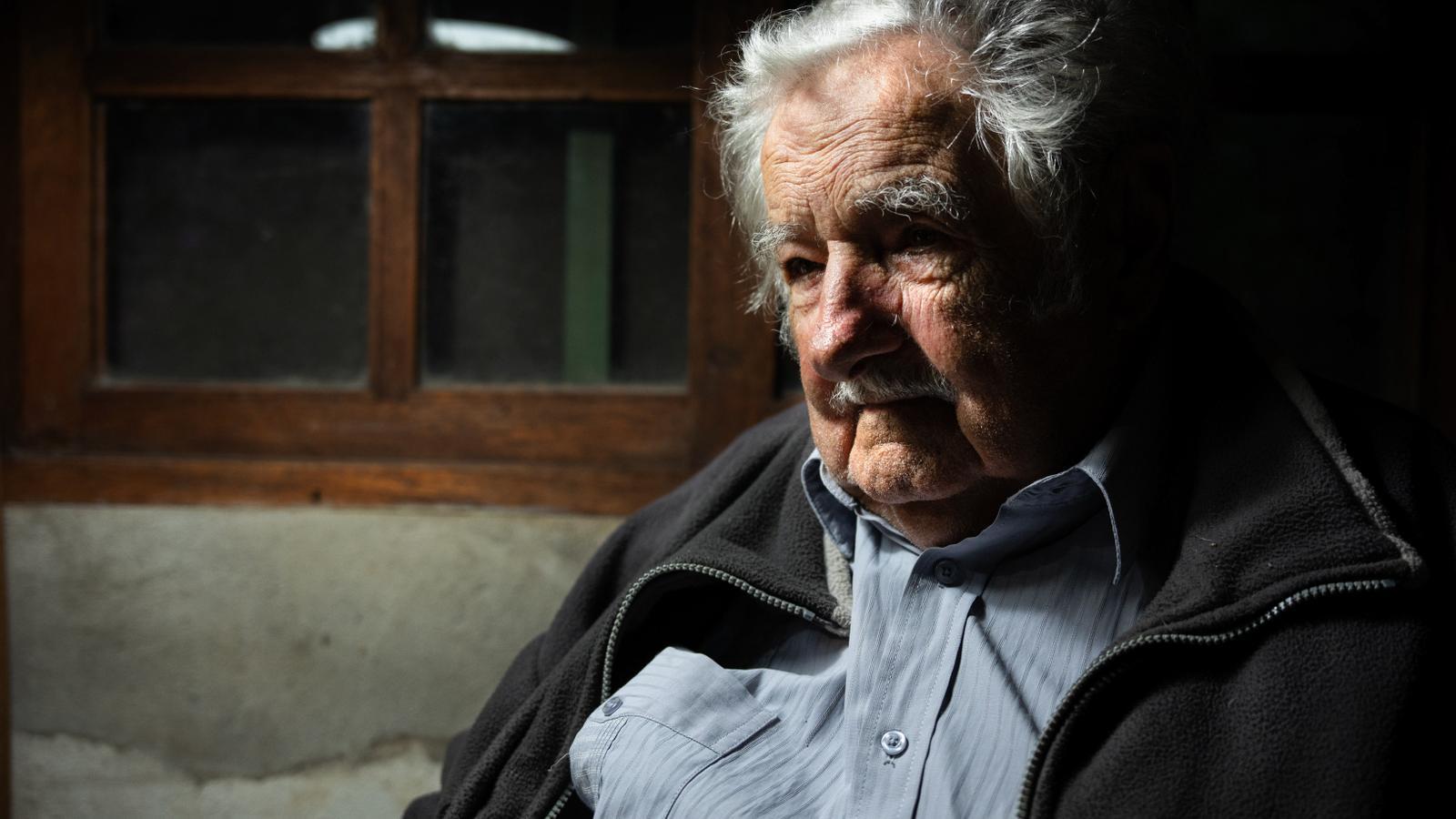 Doliu în întreaga țară! Fostul președinte s-a stins din viață
