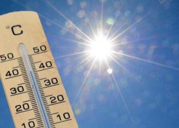 Val de căldură în România. Meteorologii anunță 30 de grade. Când dispare frigul