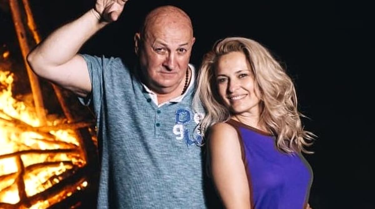 Dragoste cu suișuri și coborâșuri. Ce probleme întâmpină Bebe Cotimanis în relația cu iubita sa mai tânără
