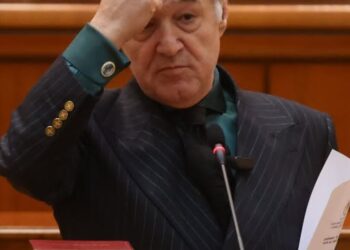 Ce sume impresionante a donat Gigi Becali la Muntele Athos. Vezi in comentarii