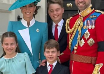 Regulile impuse de Kate Middleton copiilor săi pentru viitorul regal. Vezi in comentarii
