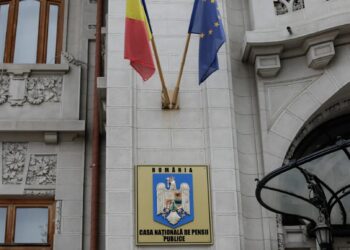 Atenție, pensionari! CNPP confirmă când ajung pensiile pe card în februarie 2026