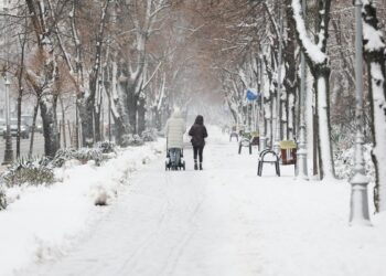 Luna mai aduce surprize de… iarnă! Orașele din România unde sunt prognozate până la șase zile cu ninsoare