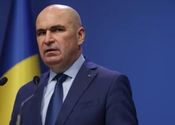 România, oficial în recesiune tehnică. Acuzații dure la adresa premierului: „Bolojan a băgat România în gard! Este cel mai slab premier din istorie”