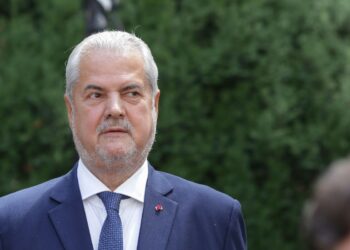 Adrian Năstase, propunere controversată! Brașovul, redenumit „Donald Trump” pentru relații mai bune cu SUA