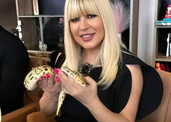 Elena Udrea, replică plină de subînțeles pentru cei care au trădat-o: „La câți șerpi “am ținut la sân”, cu acesta a fost o joacă”