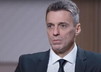 Motociclistul care l-a pus la pământ pe Mircea Badea face dezvăluiri uluitoare: „I-am dat un genunchi în față”