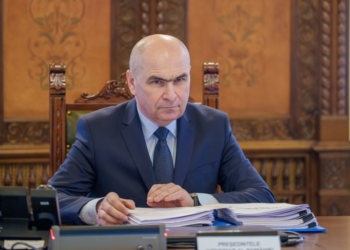 Unicul ministru din Guvernul Bolojan care a reacționat dur la atacurile PSD: „Ar trebui să le crape obrazul de rușine”