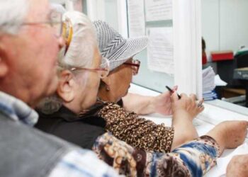 Vești pentru pensionari! Cine primește a 13-a pensie și pe ce criterii