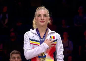 Sabrina Voinea, OPERATĂ DE URGENȚĂ ȘI INTERNATĂ LA REANIMARE! Mama ei a cedat pe holurile spitalului