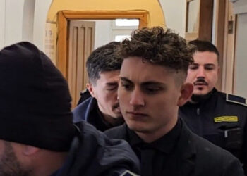 Acuzații grave în cazul Vlad Pascu! Ar fi furat aur în valoare de 700.000 de euro din casa părinților. Pentru ce ar fi folosit acesta bijuteriile și sumele obținute