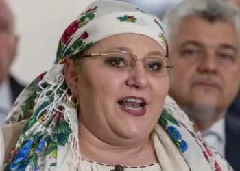 Diana Șoșoacă ARE NEVOIE de fondurile Uniunii Europene pentru a face ACEST PAS