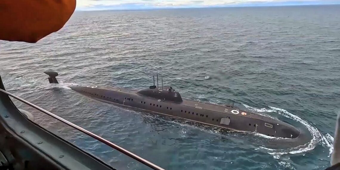 Putin a pus submarinele nucleare in alerta maxima de lupta