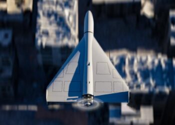 Imaginile din satelit arata ca rusia a construit o baza pentru o noua generatie de drone cu reactie lansate de pe calea ferata