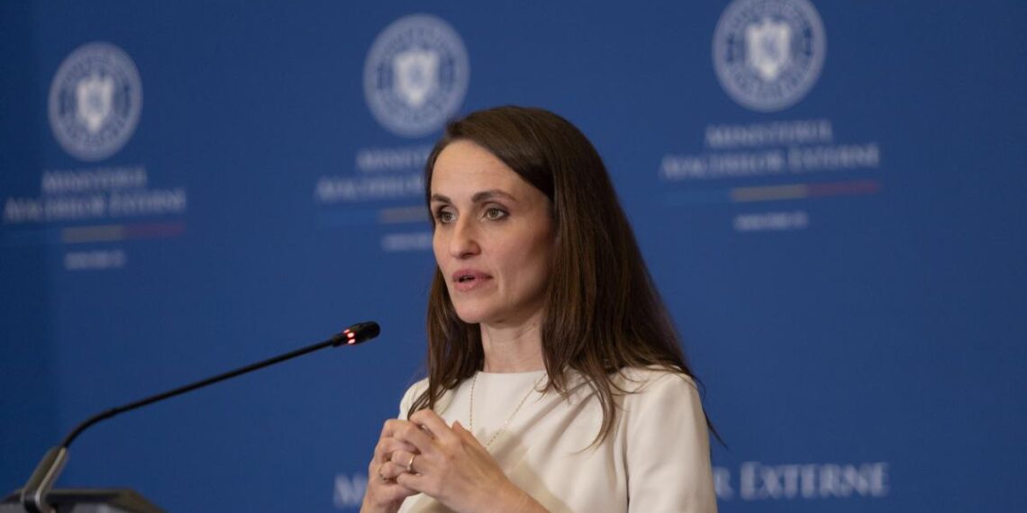 Oana toiu condamna atacul de la dineul la care se afla donald trump ne bucuram ca toata lumea e in siguranta