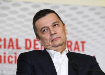 Replica lui grindeanu la sobolanii din camara sa vinzi companiie profitabile inseamna sa furi toata camara