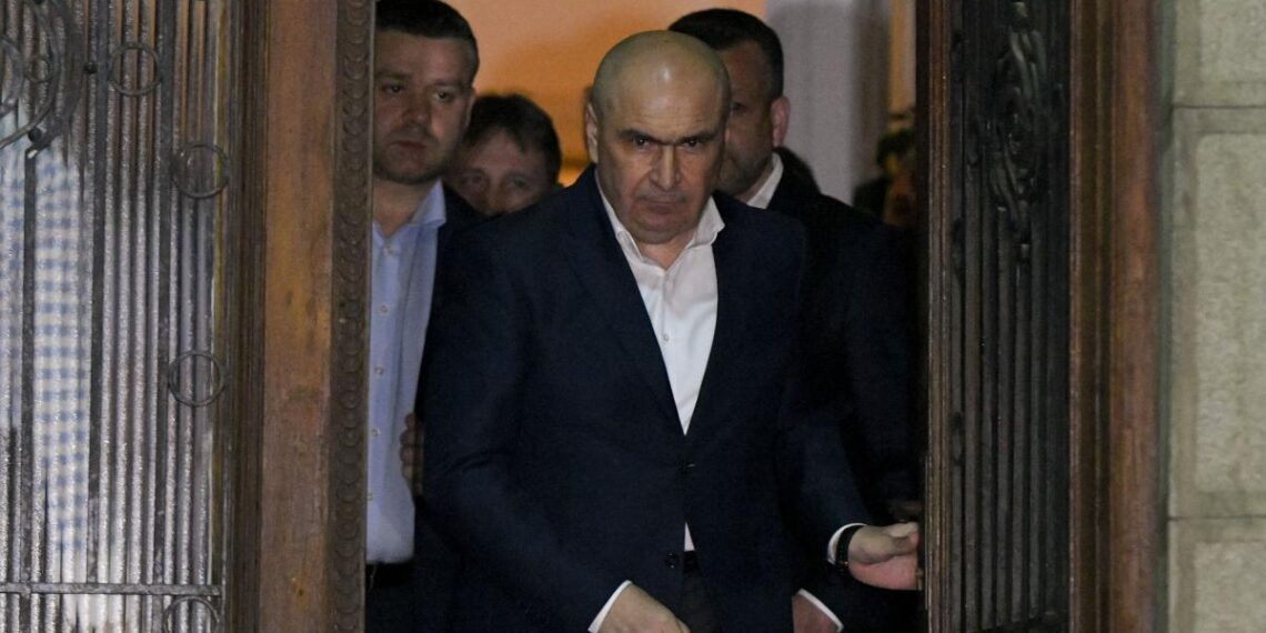 Romania se afunda din nou in turbulente politice ce scrie politico dupa ce psd i a retras sprijinul politic lui ilie bolojan