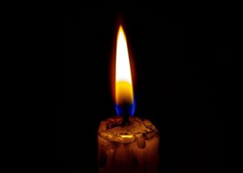 Yenaingsince1993 candle 3849561