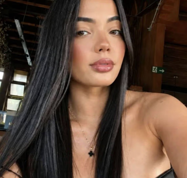 Laura Souza Felix