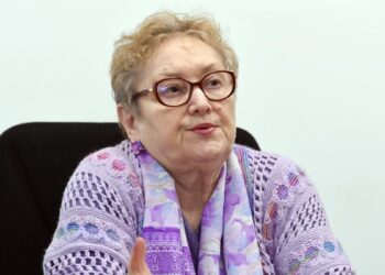 Avocatul poporului explica de ce a sesizat ccr pentru oug adoptata dupa motiune s au modificat mai multe prevederi e un text nou