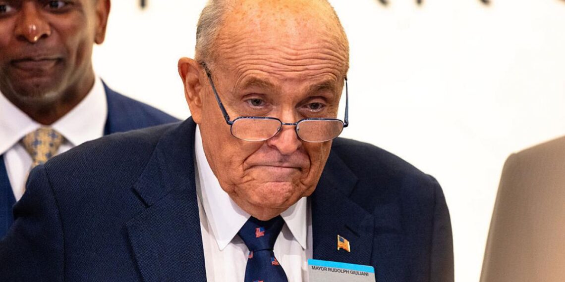 Fostul primar al new yorkului rudy giuliani a fost internat in spital in stare critica