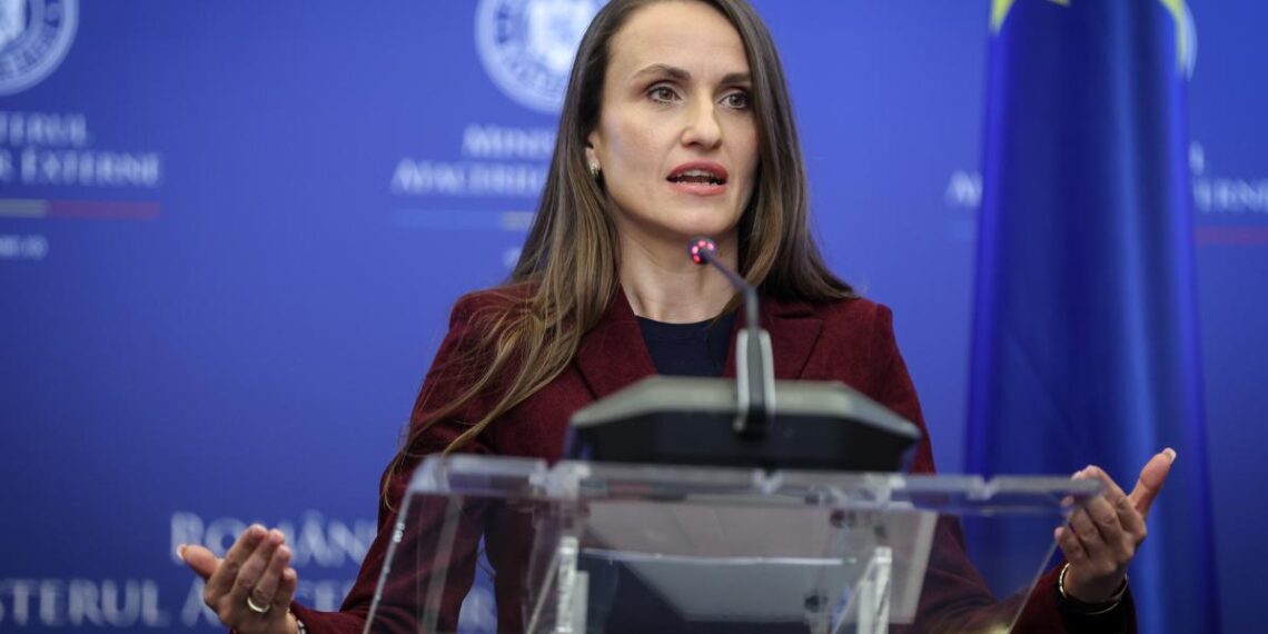 Ia romania in considerare sa declanseze articolul 4 din tratatul nato raspunsul ministrului oana toiu la cnn