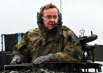 Image 2023 02 1 26057844 41 boris pistorius intr tanc german leopard 2 a6