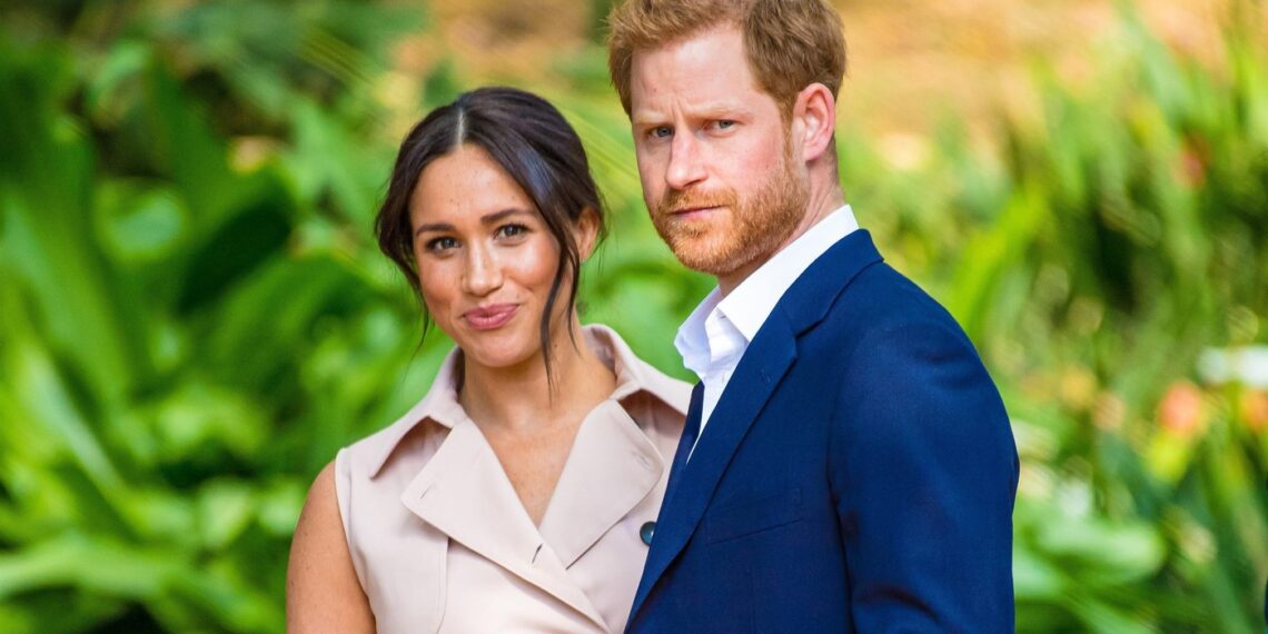 Meghan Markle celebrates 44th birthday! **FILE PHOTOS**