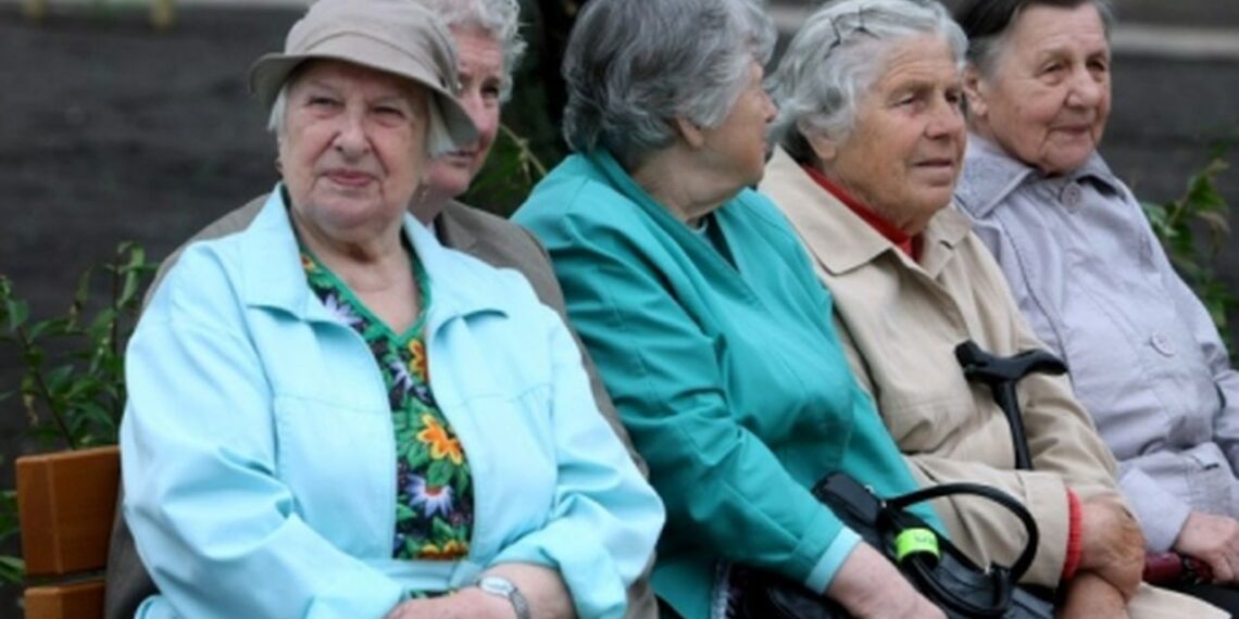 Pensionari 6758498576584930