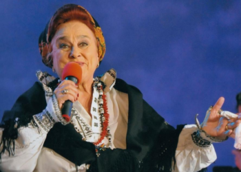 Cine este Maria Haiduc interpreta de muzică populară care a murit Era supranumită doamna cântecului popular din Crișana Fiul ei este un fost fotbalist celebru al Stelei