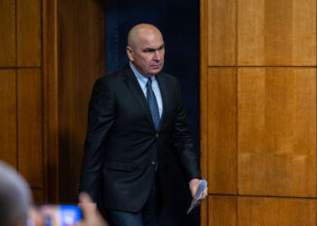 Întâlnire DISCRETĂ la Palatul Victoria. Înaintea consultărilor oficiale, Ilie Bolojan, liderii USR și UDMR au…