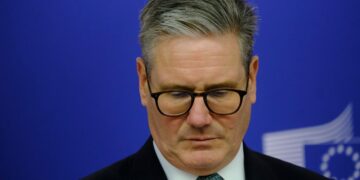 Breaking News! Premierul britanic Keir Starmer a d…