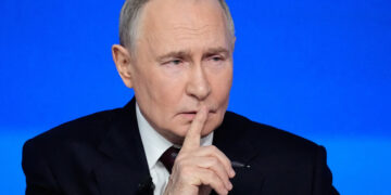 A dezvăluit detalii despre RELAȚIA dintre Putin și „cea mai cunoscută amantă din Rusia” și a fost găsit FĂRĂ VIAȚĂ în locuința sa