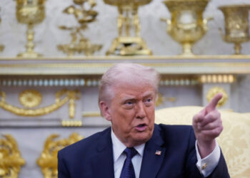 Trump AVERTIZEAZĂ Iranul: SUA ar putea lovi din nou dacă Hezbollah…