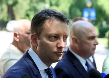 Plângere penală împotriva lui Siegfried Mureșan: „Acest aservit străinilor mă amenință”