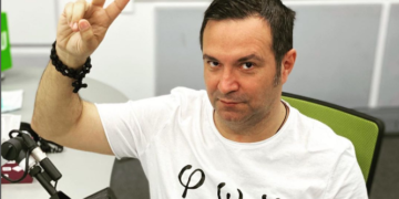 Momente de PANICĂ pentru Daniel Buzdugan! A ajuns DE URGENȚĂ la spital, dezbrăcat și aproape inconștient