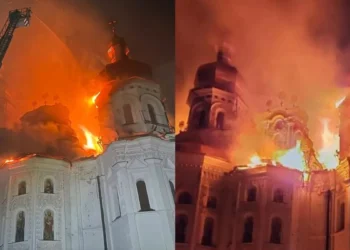 Catedrala adormirii maicii domnului din kiev in flacari
