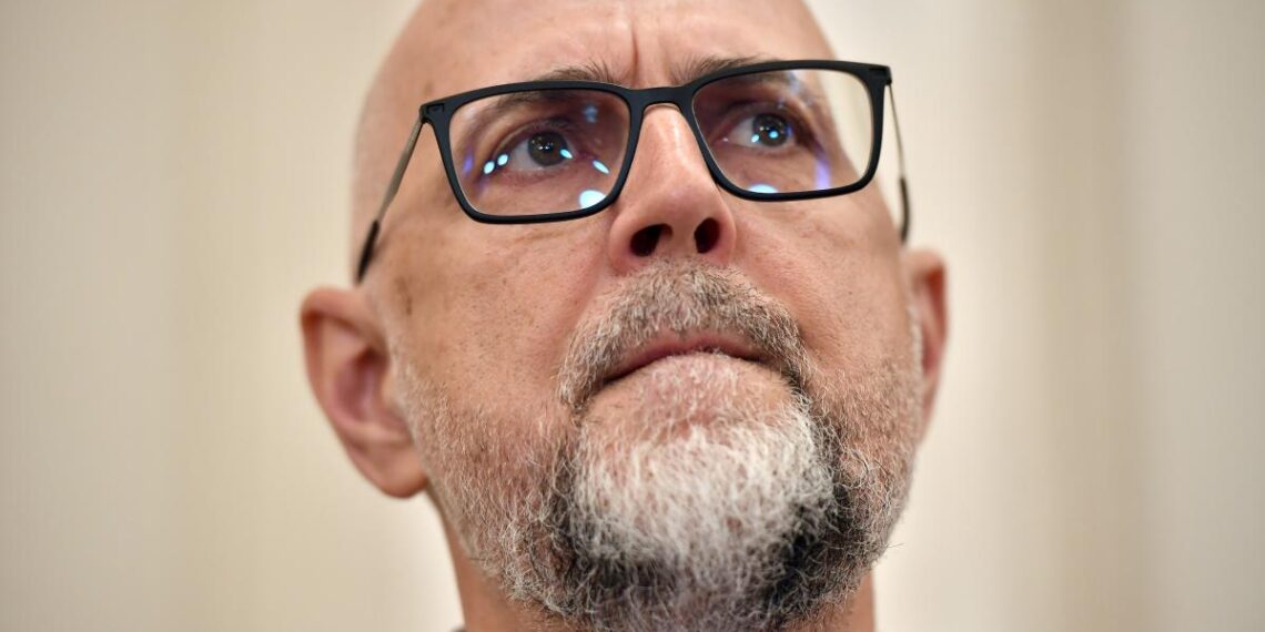 Kelemen prefera un guvern format din partidele din fosta coalitie pana la finalul lui iunie ar trebui sa avem un guvern politic