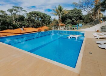 O fetiță de 7 ani și-a pierdut viața la o piscină din București. Unde se aflau părinții în acel moment